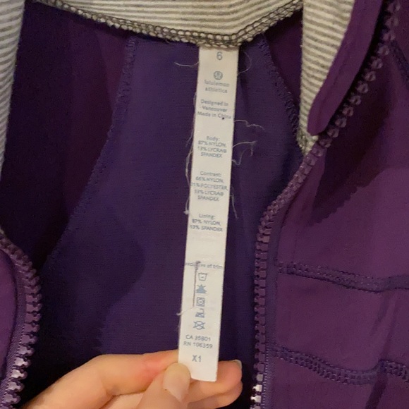 Lululemon sweater - Picture 3 of 4